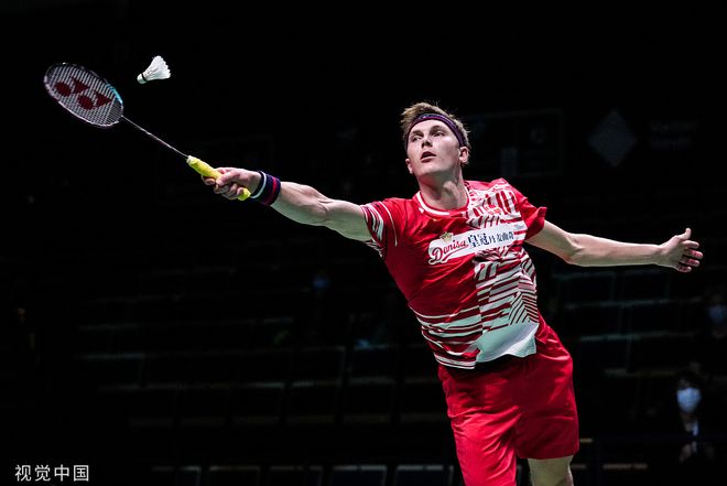 韩国队完胜丹麦队，安赛龙扛起全队