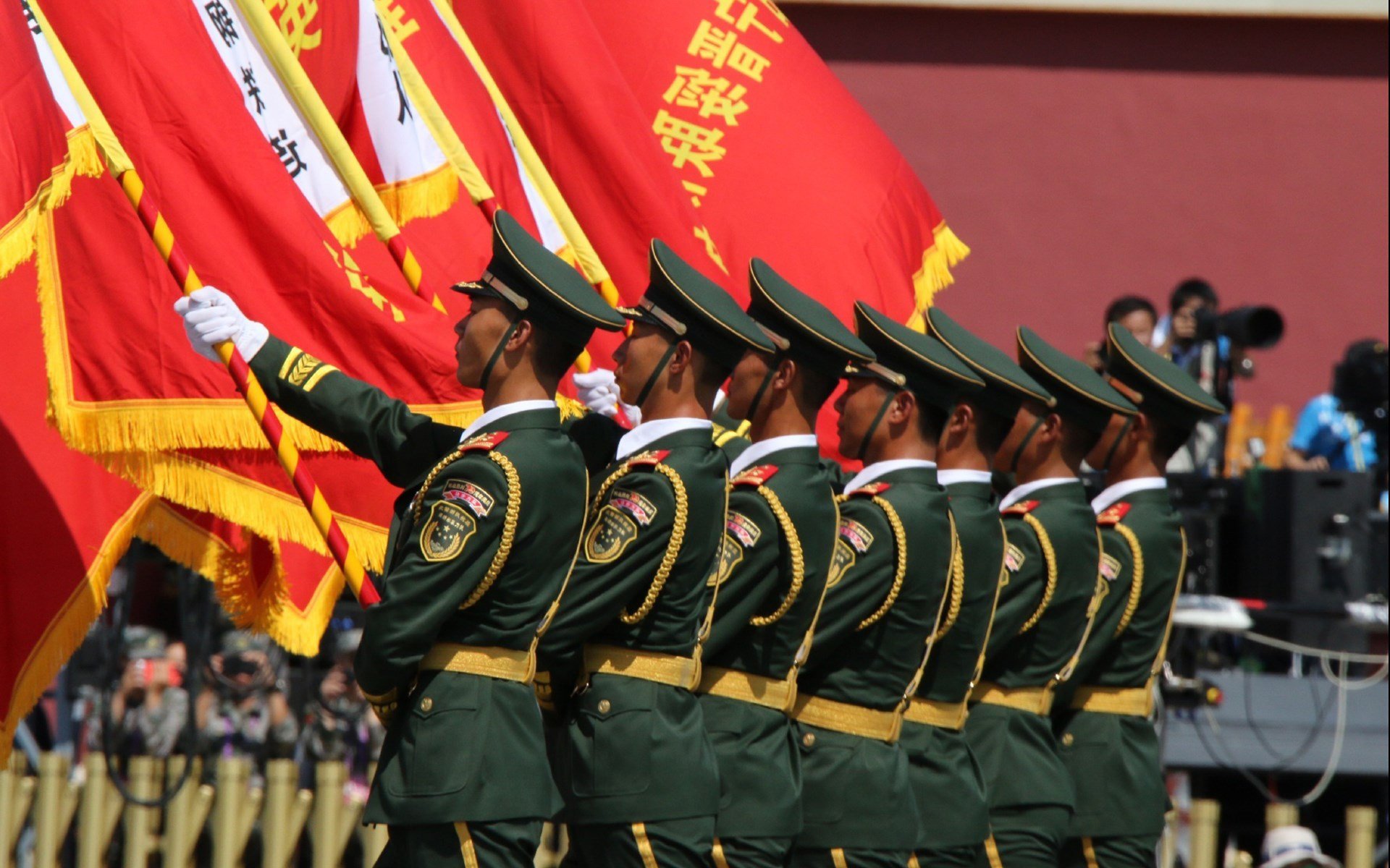 红魔基因对抗南美风暴，斯通斯末节统治背后的战术密码